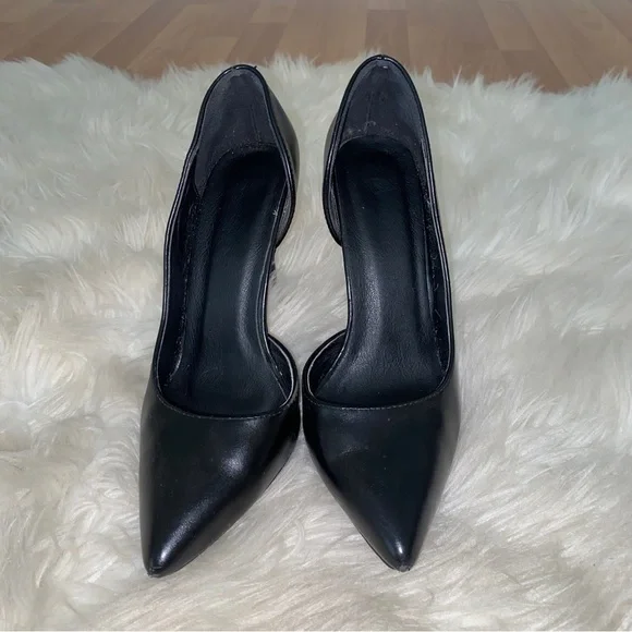 Black High Heels - Picture 4 of 8